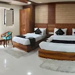 Hotel The Grand Paramont Delhi Airport