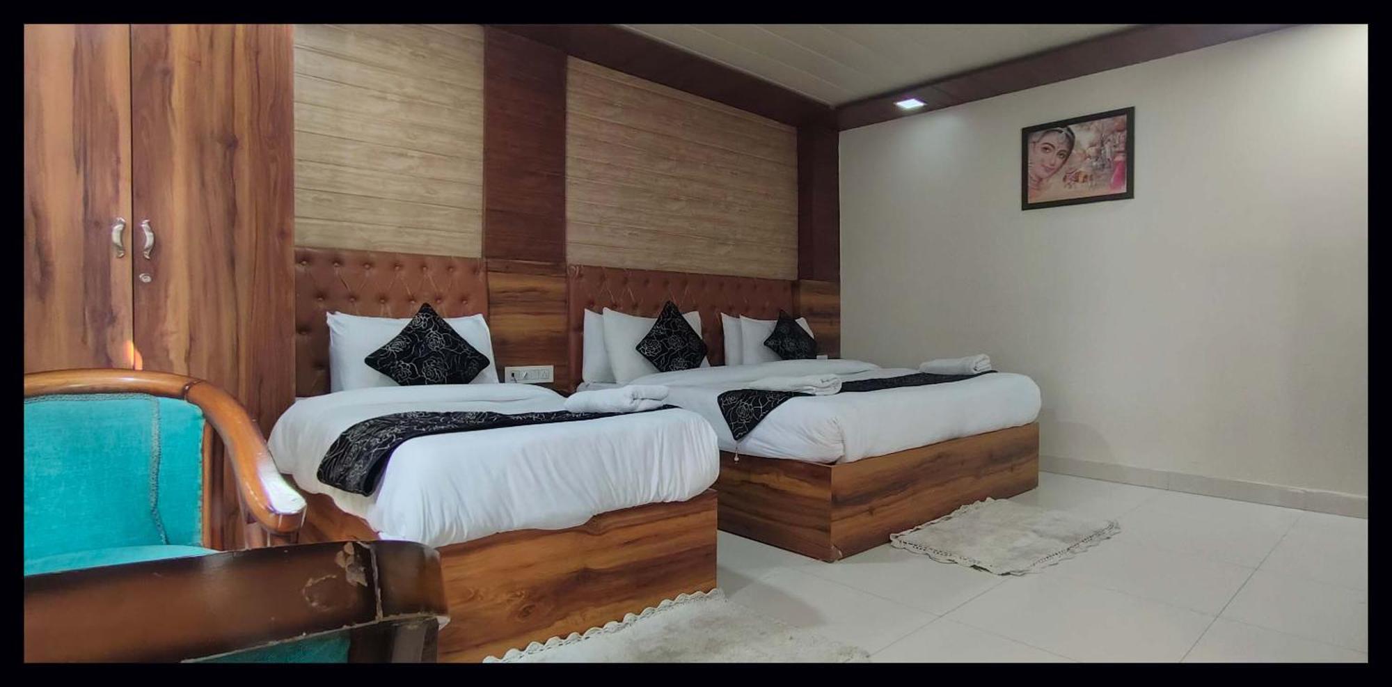 The Grand Paramont Delhi Airport Hotel 4*